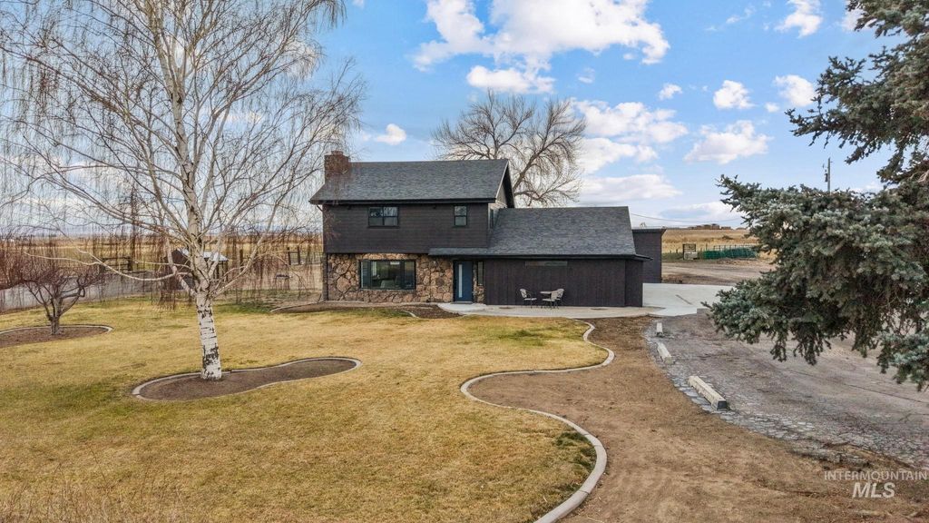 Photo of 193 Hwy 74, Twin Falls, ID 83301 (MLS # 98975255)