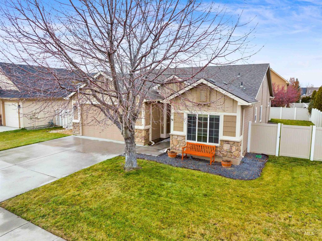 Photo of 10306 Fallow Field, Nampa, ID 83687 (MLS # 98970051)