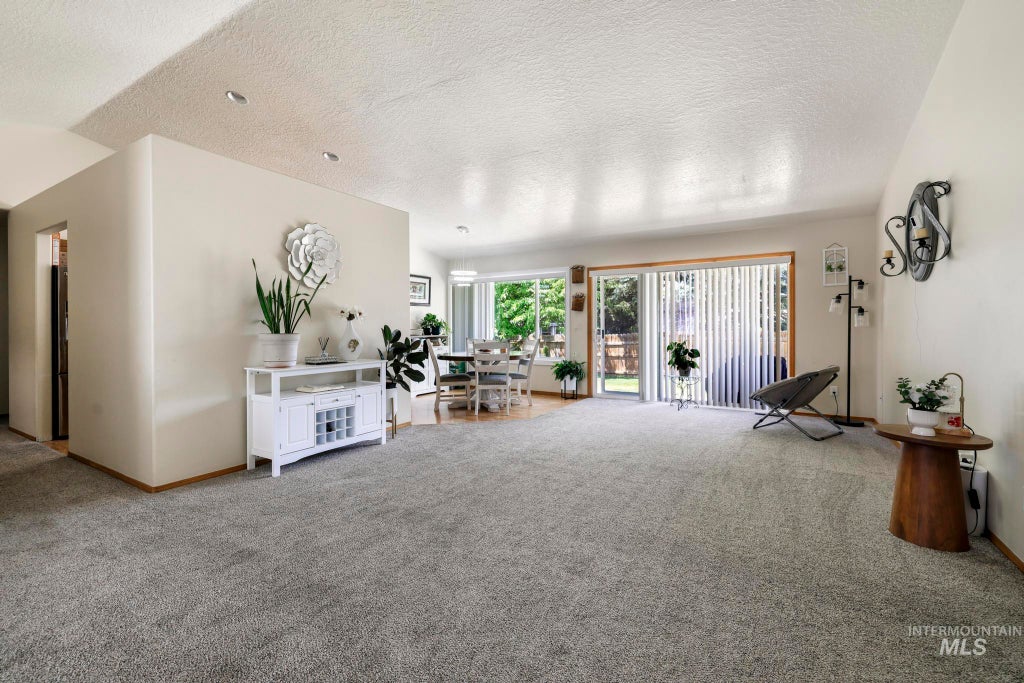 Photo of 457 Eastgate Dr, Twin Falls, ID 83301 (MLS # 98999433)