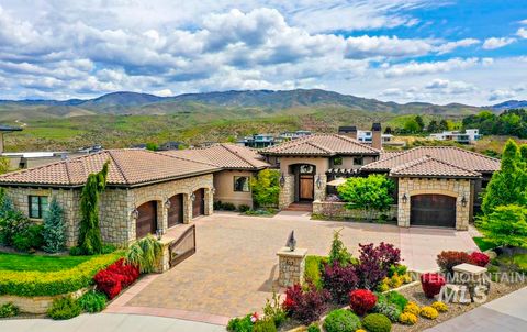 Photo of 513 E Orion Ct, Boise, ID 83702 (MLS # 98980696)