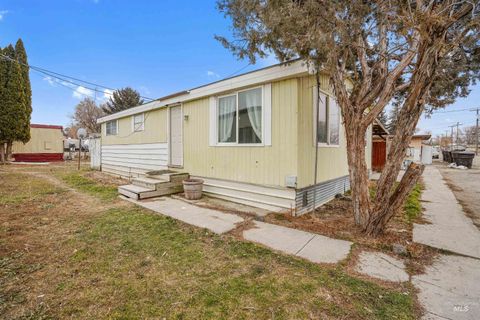 Photo of 757 Normal Ave. #c-6 Ave, Burley, ID 83318 (MLS # 98972605)