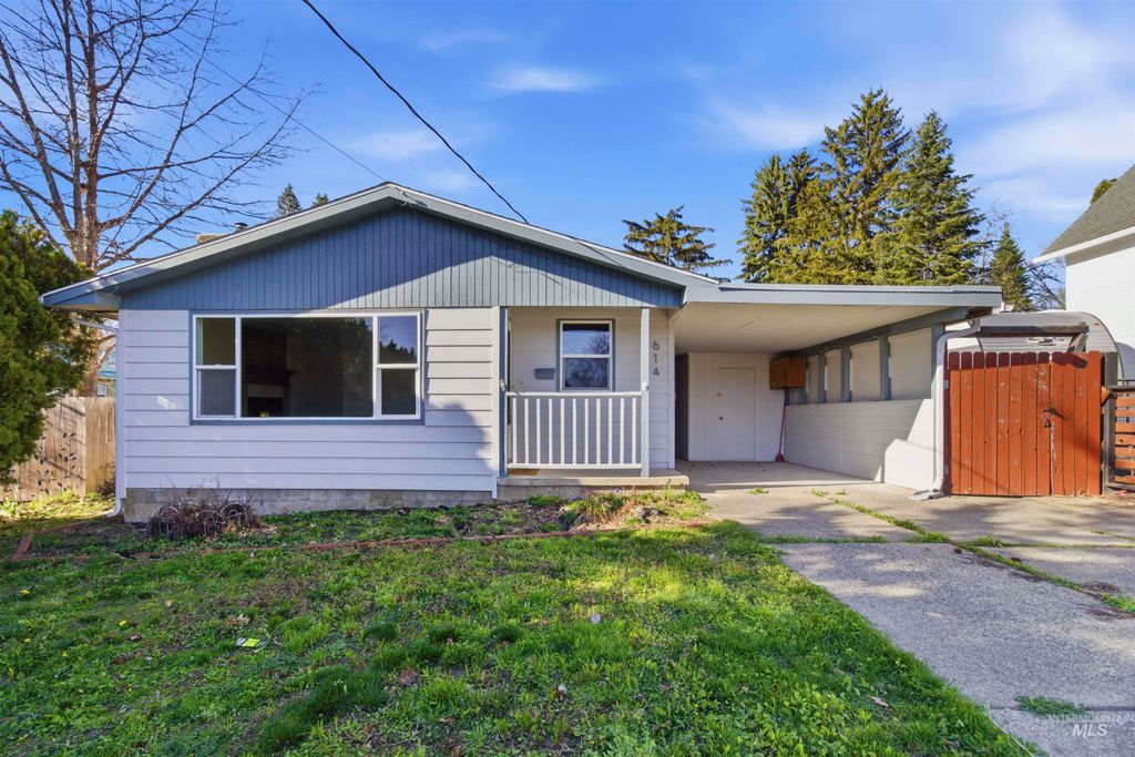 Photo of 614 Kenneth St, Moscow, ID 83843 (MLS # 98981217)