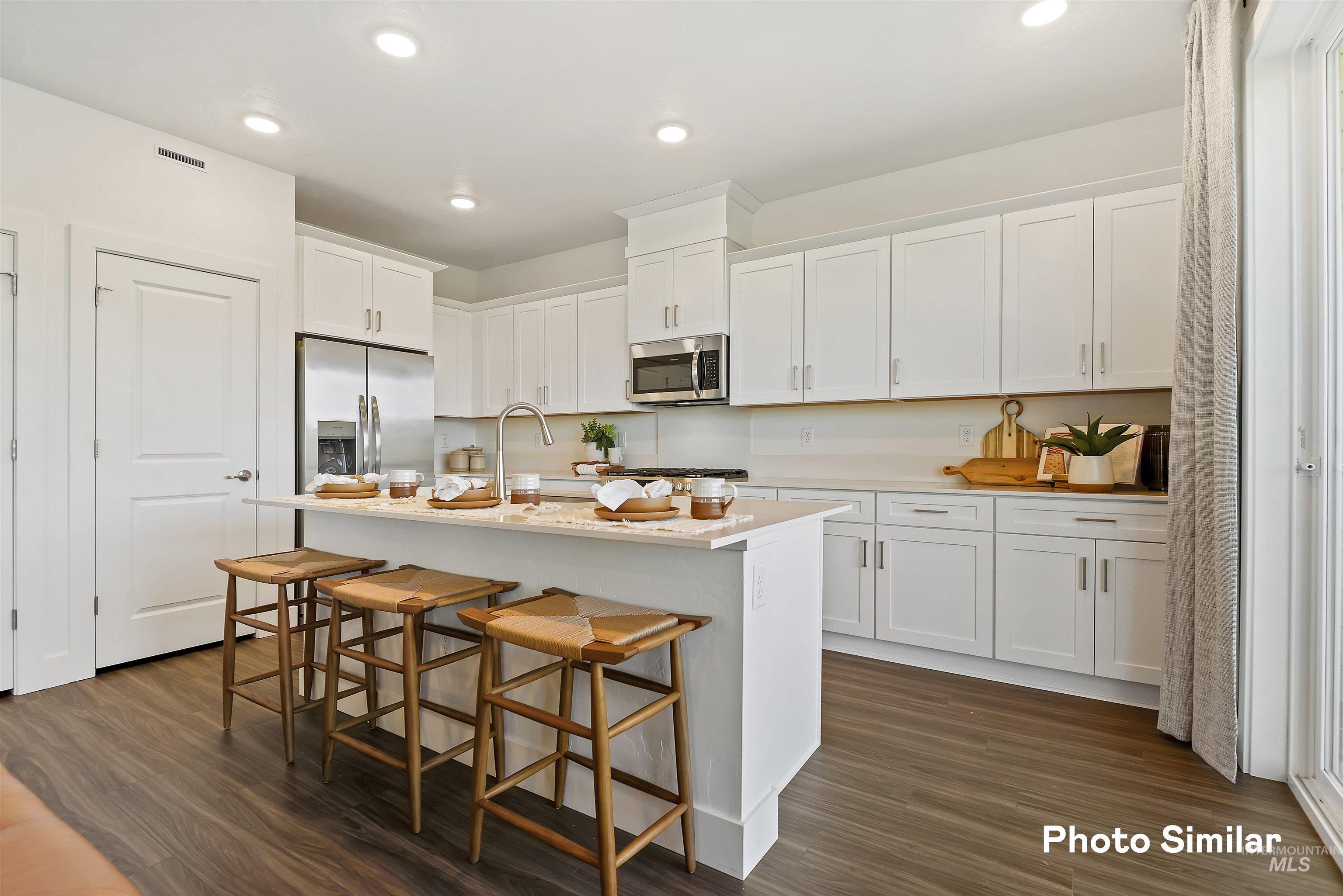 8206 W Grey Alder Dr