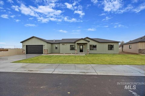 Photo of 1108 Bronze Drive, Rupert, ID 83350 (MLS # 98979124)