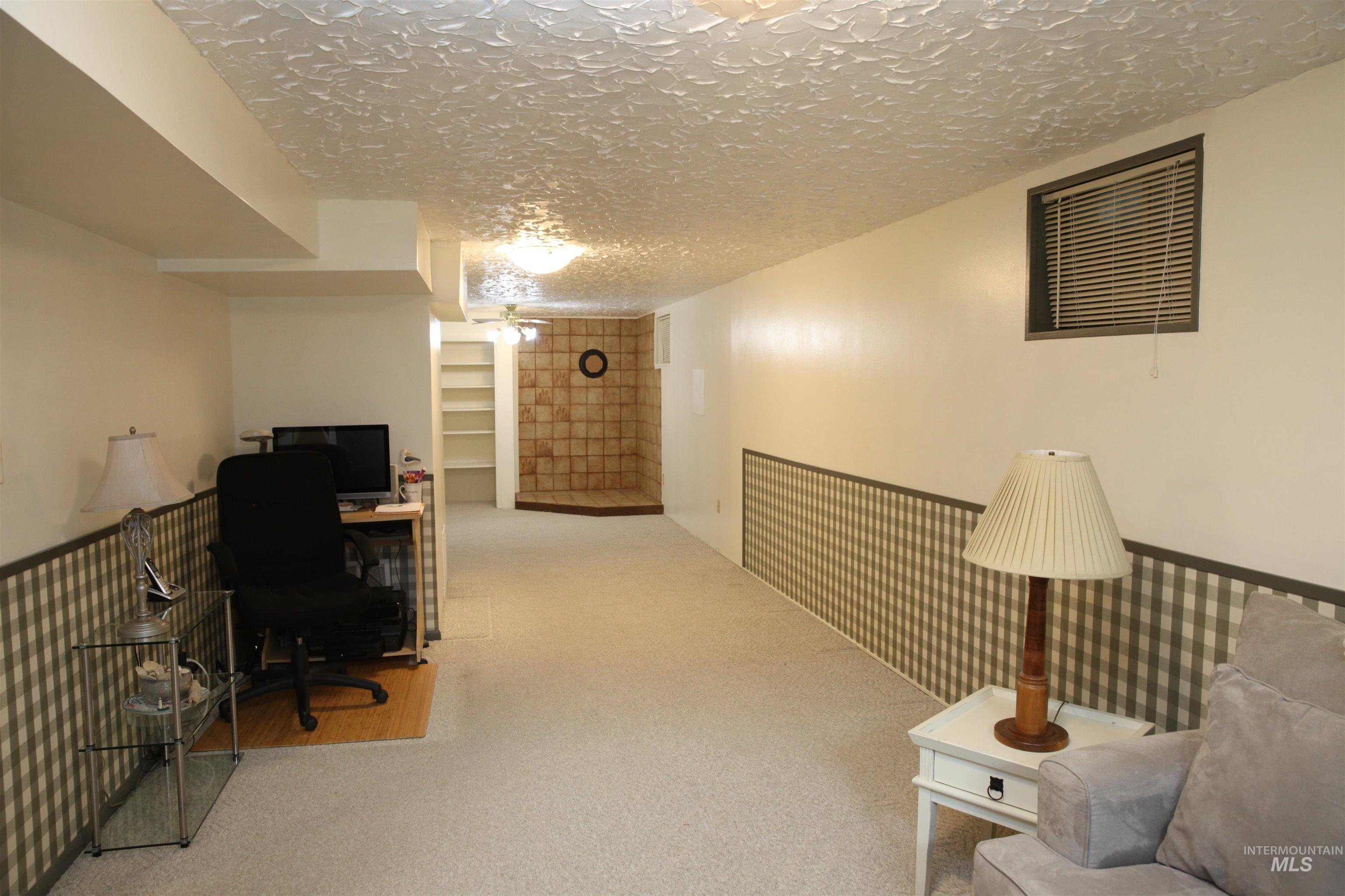 Twin Falls, Idaho 83301, United States, 4 Bedrooms Bedrooms, ,2 BathroomsBathrooms,Residential,Active,216791