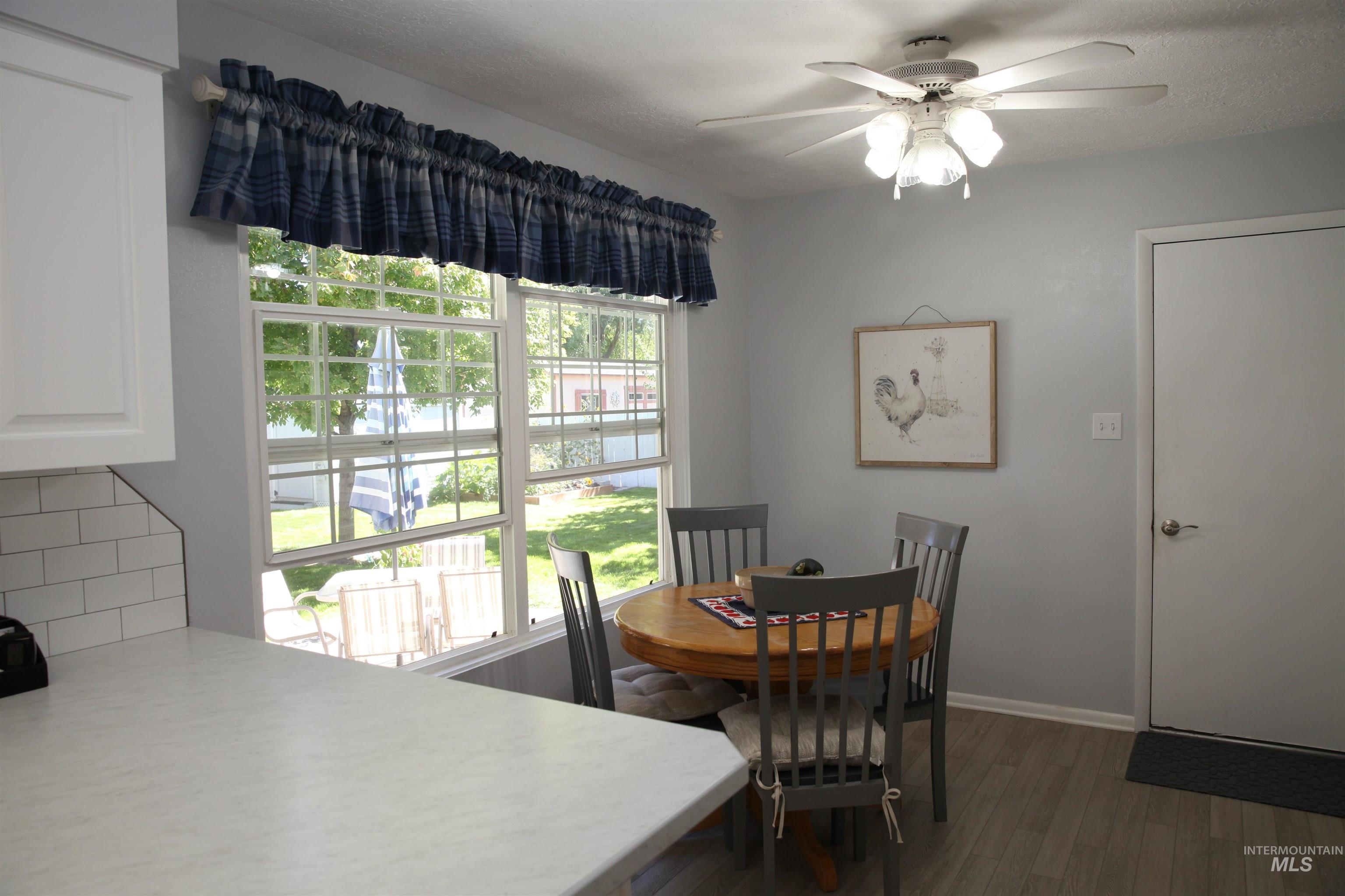 Twin Falls, Idaho 83301, United States, 4 Bedrooms Bedrooms, ,2 BathroomsBathrooms,Residential,Active,216791