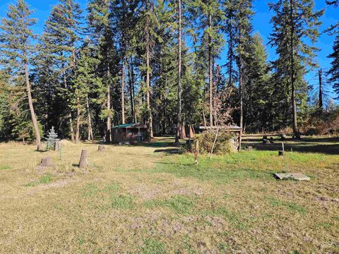 Photo of 2369 Three Bear Road, Kendrick, ID 83537 (MLS # 98964265)