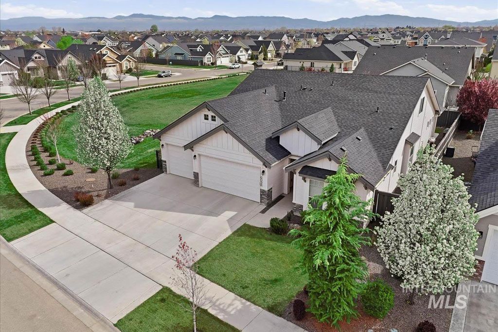 Photo of 6098 Palatino Way, Meridian, ID 83642 (MLS # 98980950)