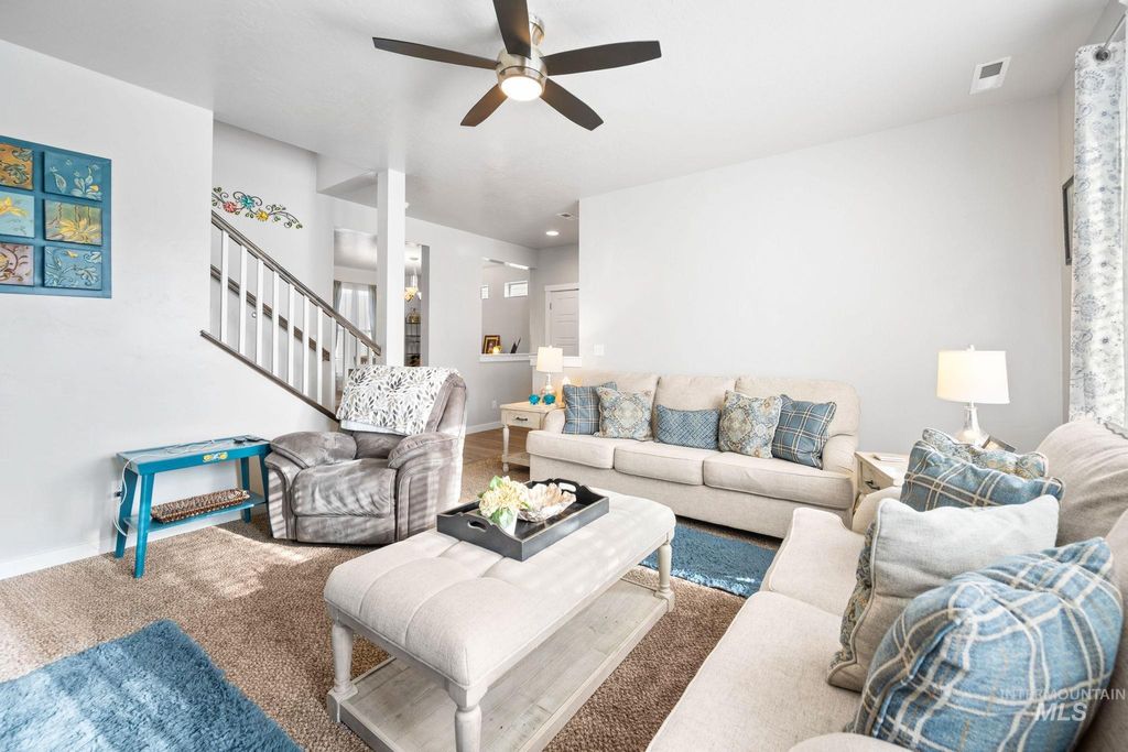 Photo of 1802 W Heavy Timber Dr, Meridian, ID 83642 (MLS # 98971718)