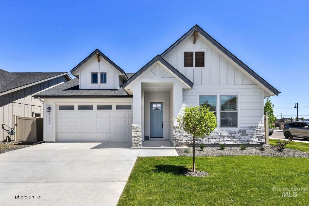 Photo of 9725 W Snow Wolf Ln, Star, ID 83669 (MLS # 98976225)