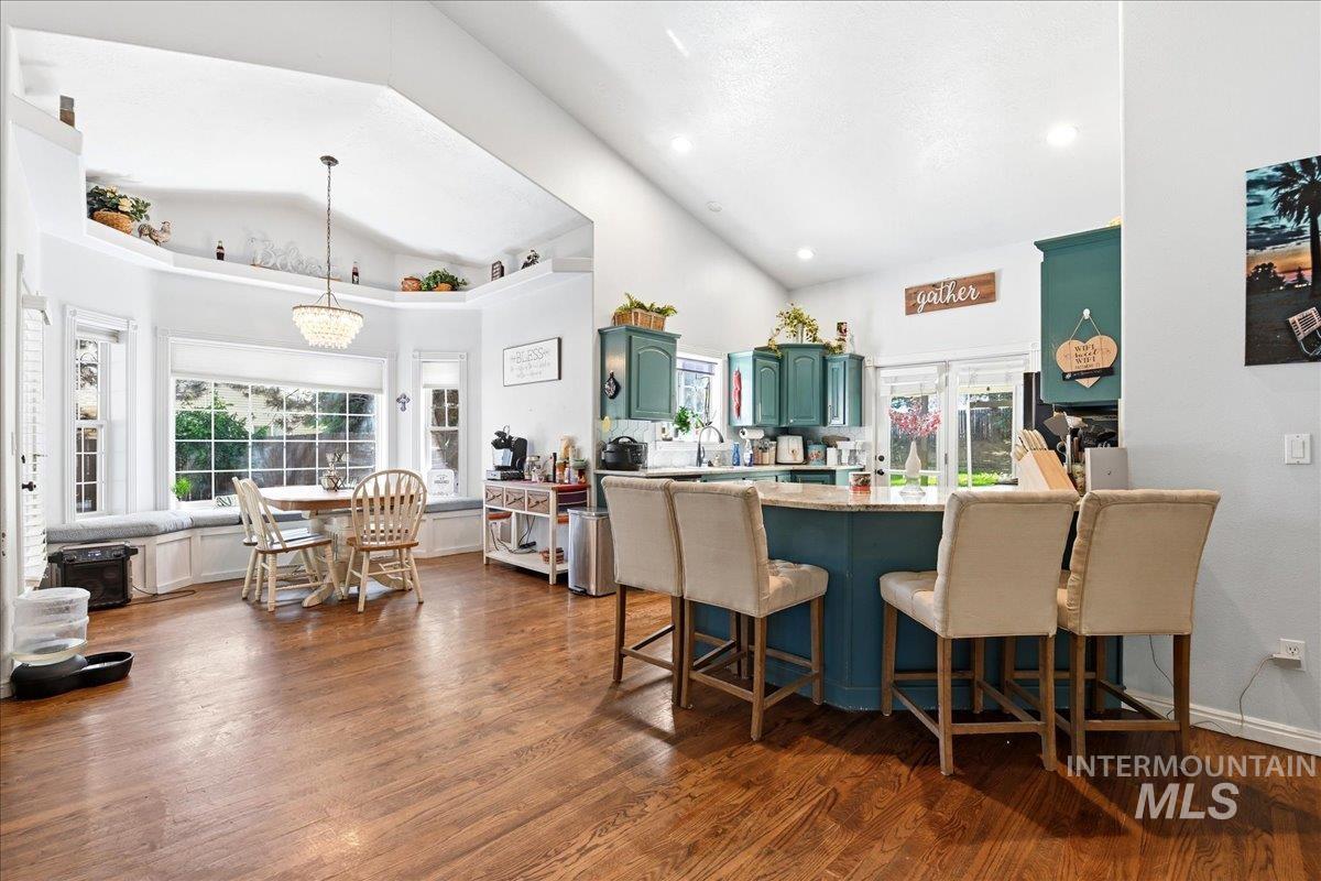 23157 Forest Hills Loop
