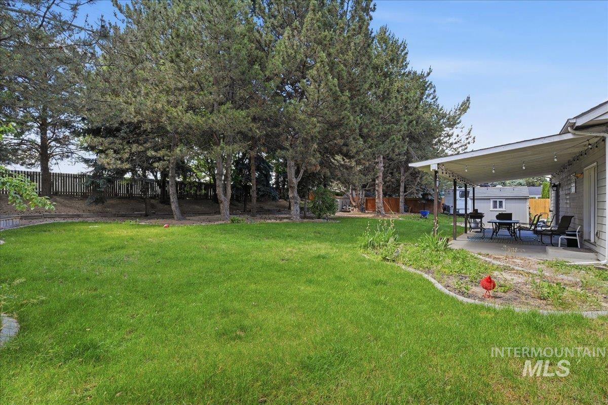 23157 Forest Hills Loop