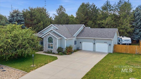 Photo of 23157 Forest Hills Loop, Caldwell, ID 83607 (MLS # 99001348)