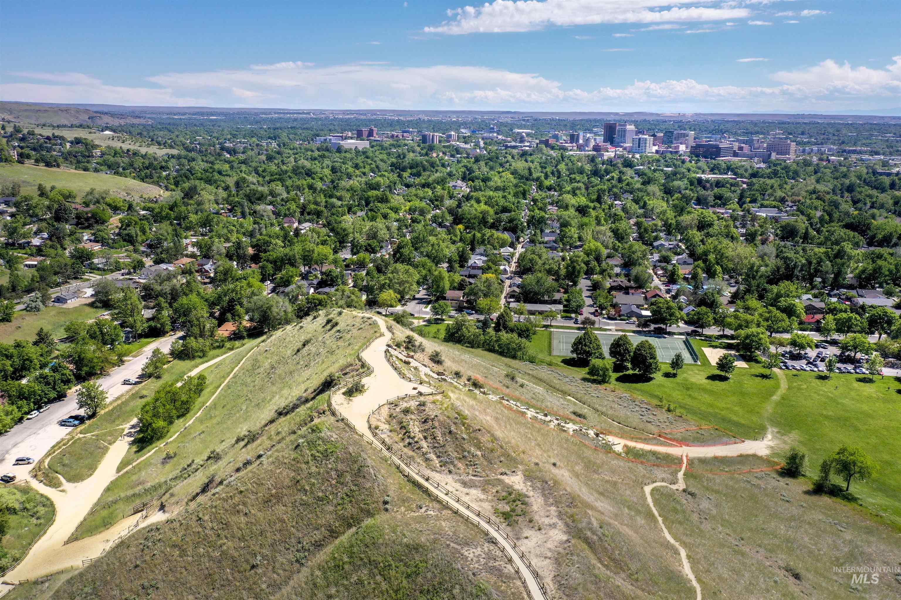 Nearby Foothill Trails!