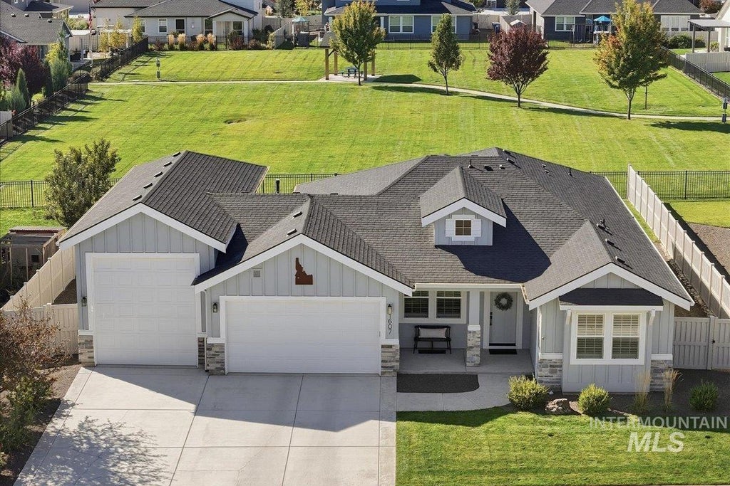 Photo of 1607 Glencoe St, Middleton, ID 83644 (MLS # 99002422)