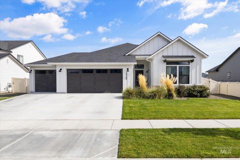 Photo of 13784 S Sonata Way, Nampa, ID 83651 (MLS # 98964290)