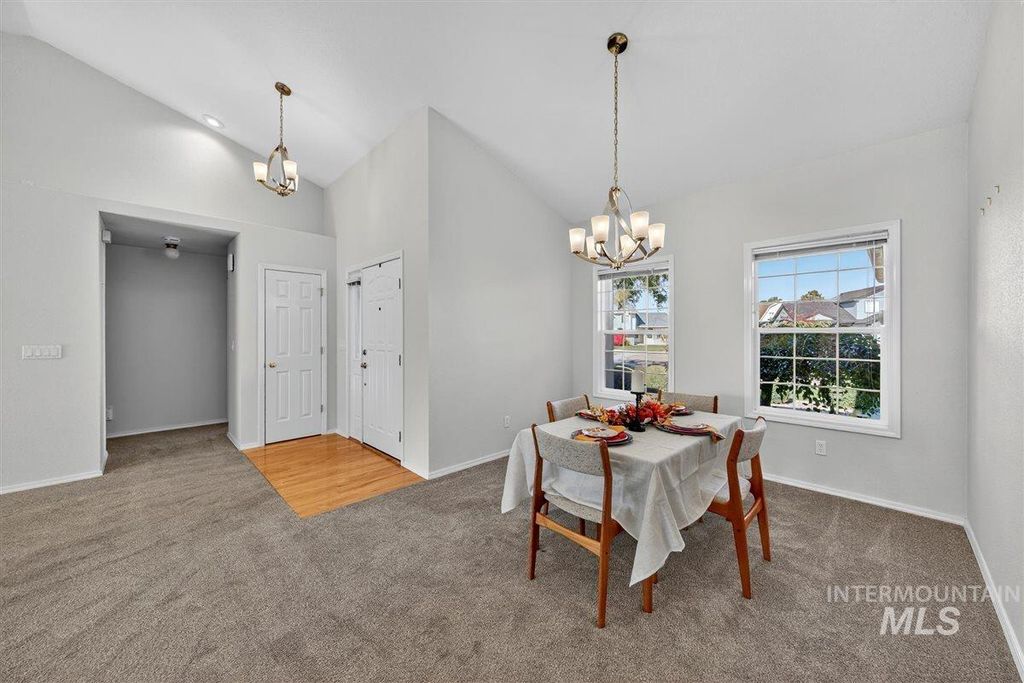 Photo of 1623 Thorn Creek Ct, Nampa, ID 83686 (MLS # 98966298)