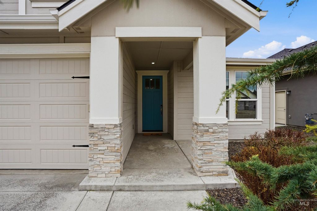 Photo of 5322 S Palatino Ave, Meridian, ID 83642 (MLS # 98976975)