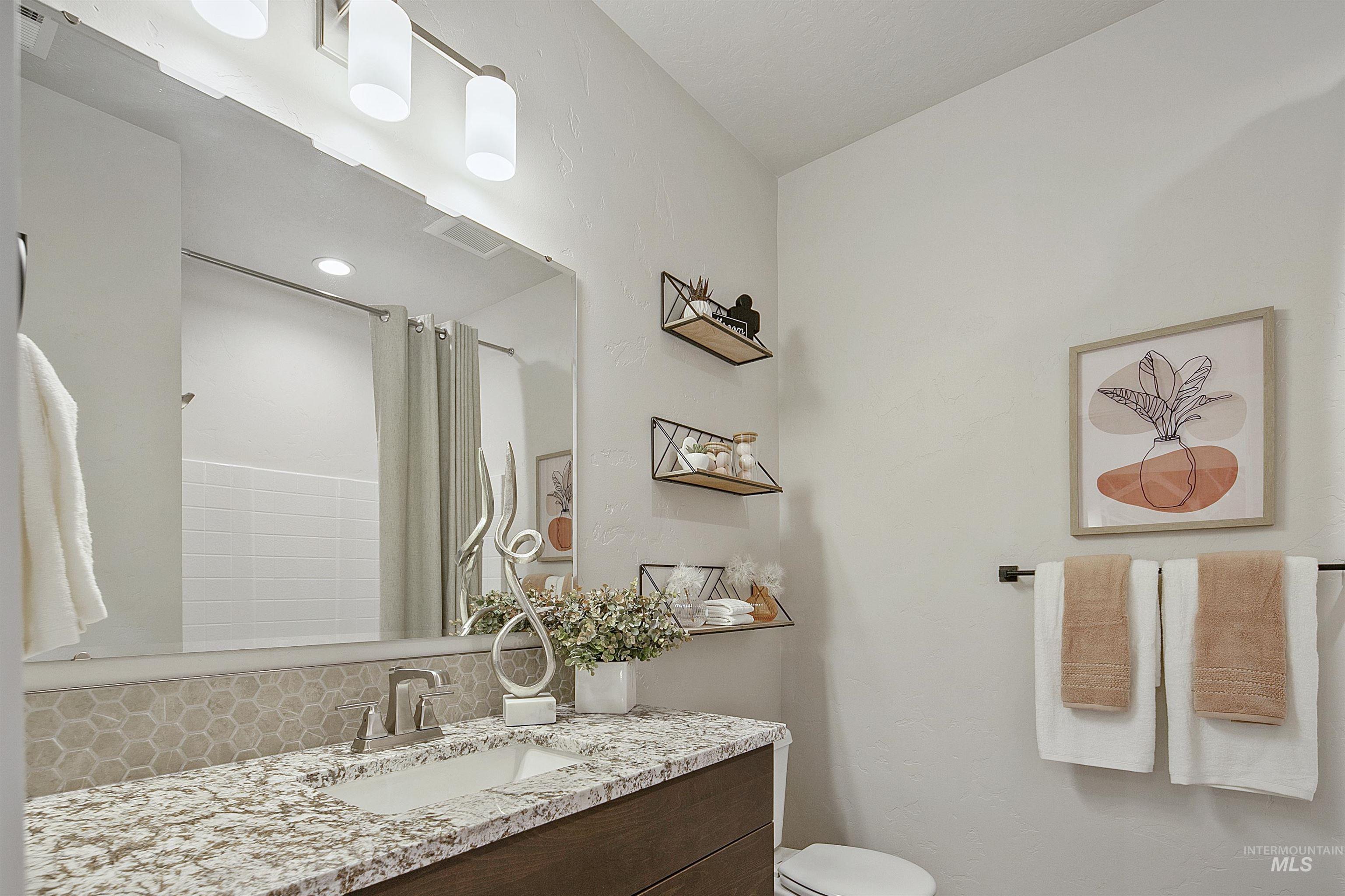 7831 E Meriwether Dr