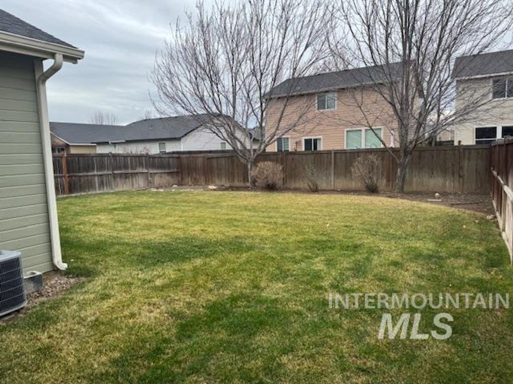 Photo of 687 W Laughton Dr, Meridian, ID 83646 (MLS # 98970310)