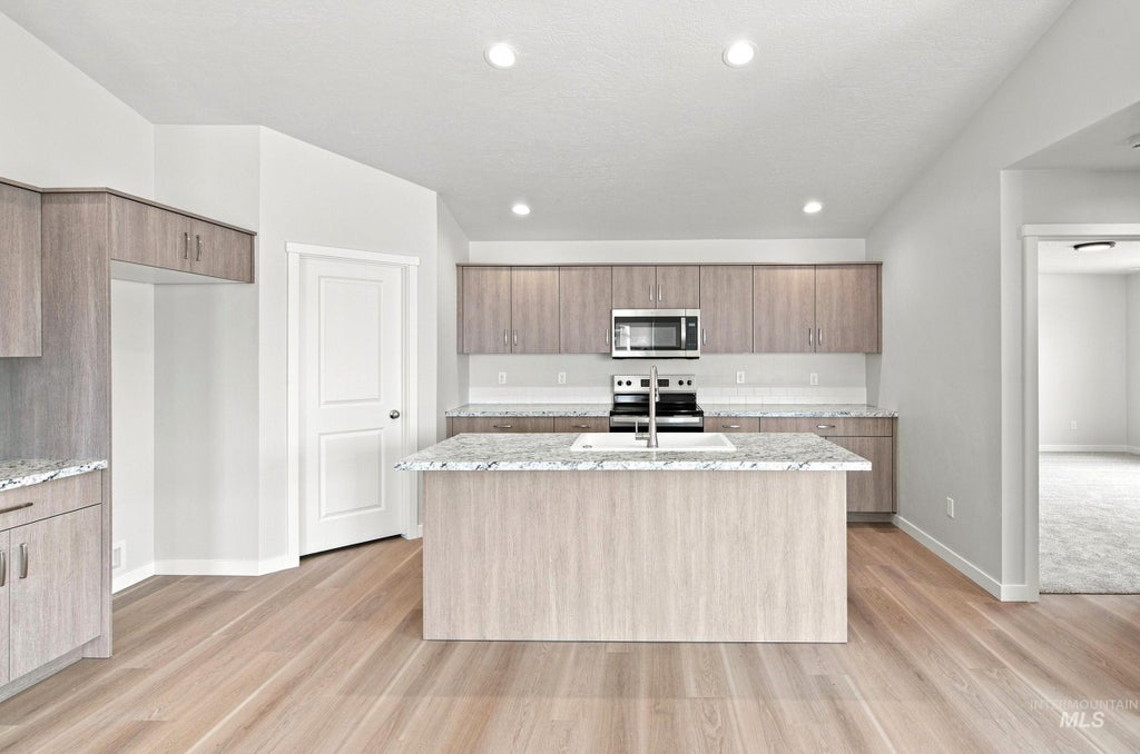 Photo of 2155 N 8th E St, Mountain Home, ID 83647 (MLS # 98998482)