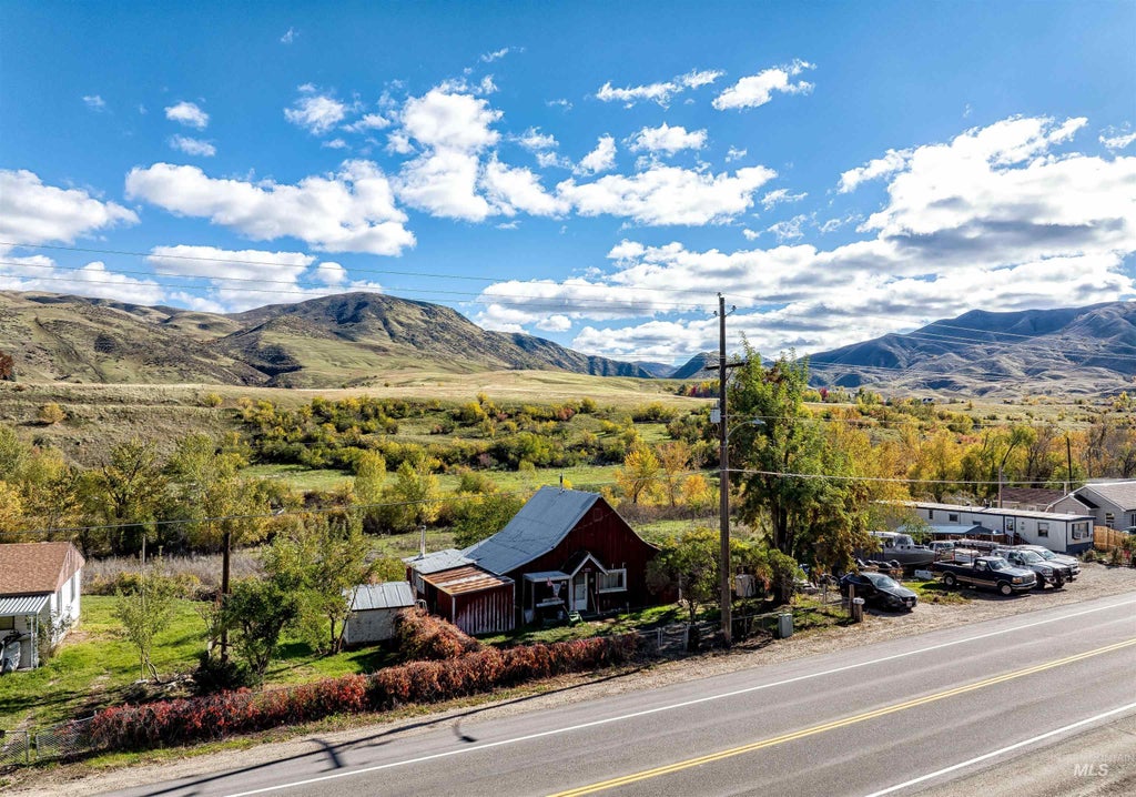 Photo of 355 Highway 55, Horseshoe Bend, ID 83629 (MLS # 98999717)