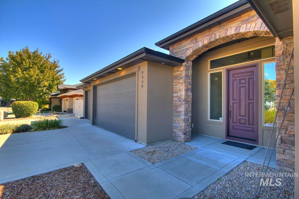 Photo of 9339 W Sageberry Dr, Boise, ID 83709 (MLS # 98963361)
