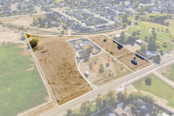 23848 CEMETERY RD, MIDDLETON, ID 83644 - Image 66525113940d5818df30ebd470e4e4a2/3381485953