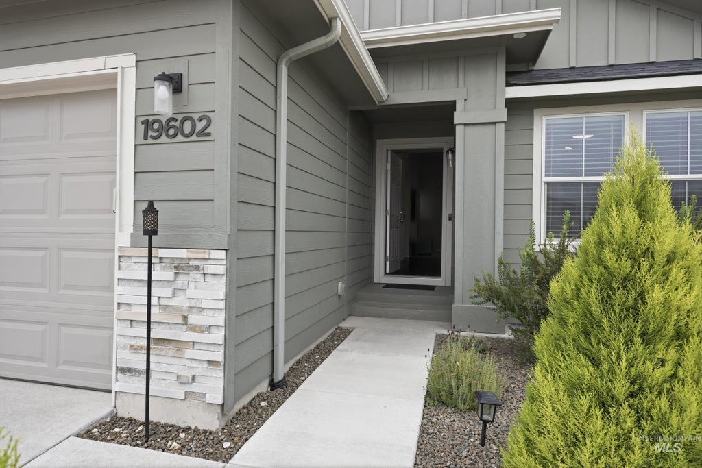 Photo of 19602 Watling AVE, Caldwell, ID 83605 (MLS # 98995141)