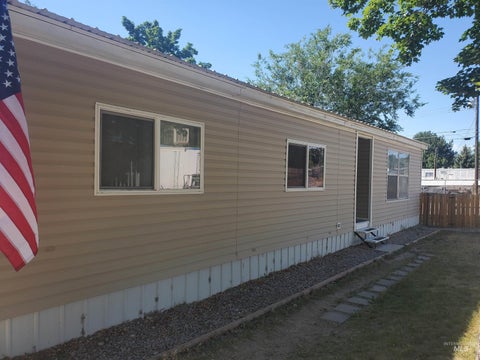 Photo of 218 W Ave I, Jerome, ID 83338 (MLS # 98992296)