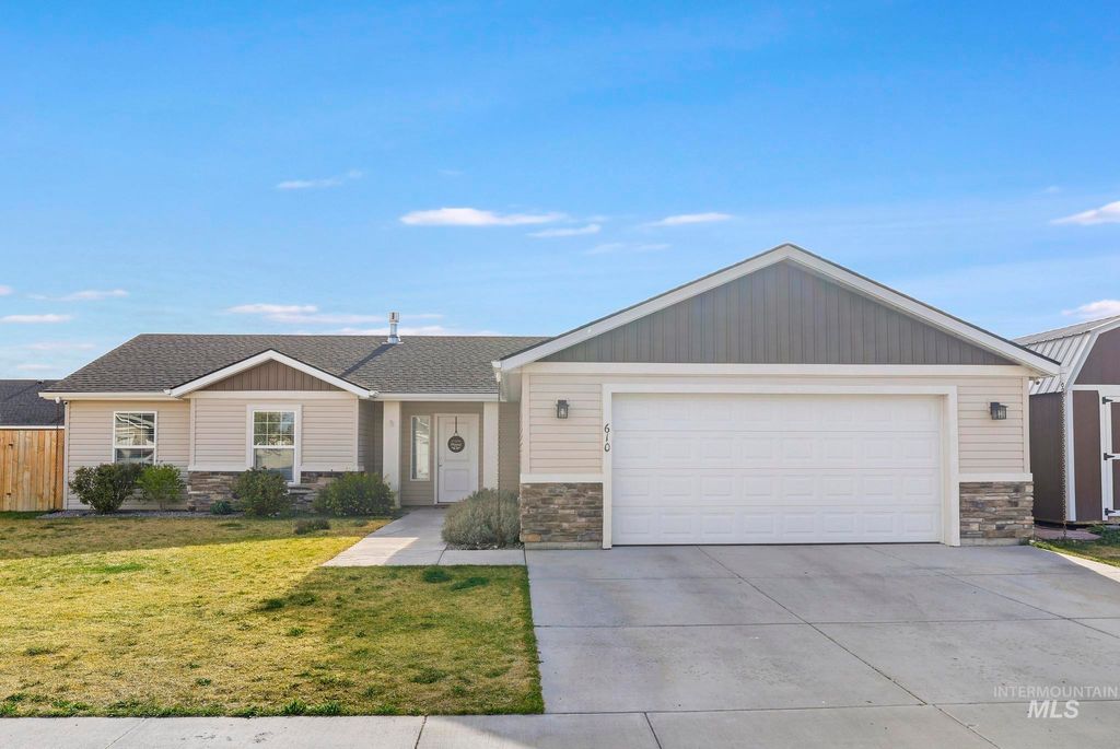 Photo of 610 S. B St, Rupert, ID 83350 (MLS # 98982177)