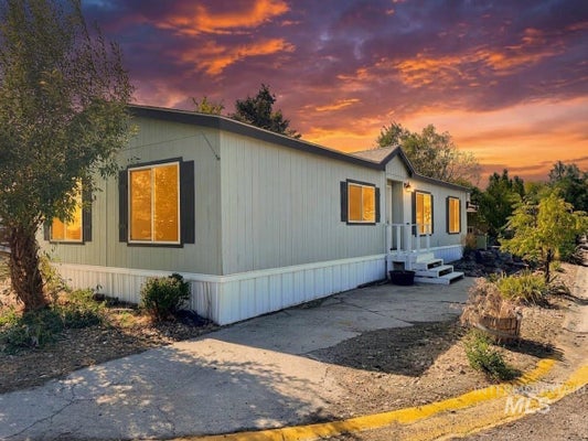 701 MONTE VISTA DR, EMMETT, ID 83617 - Image 6681675ec0aa3b8e3a6c0f2fc0a7c8c6/4076764879
