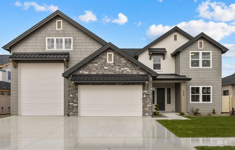 Photo of 13 E Strut Way, Boise, ID 83716 (MLS # 98983228)