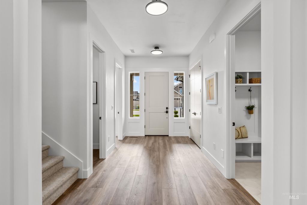 Photo of 13 E Strut Way, Boise, ID 83716 (MLS # 98983228)