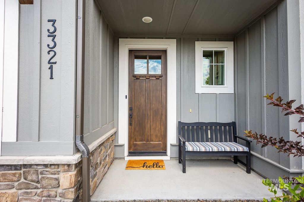 Photo of 3321 S Hopes Well Way, Boise, ID 83716 (MLS # 98972524)