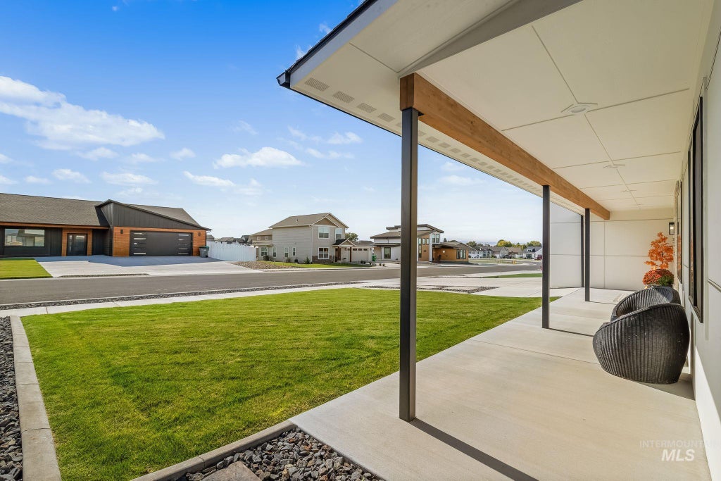 Photo of 2227 Powers Drive, Lewiston, ID 83501 (MLS # 99002396)