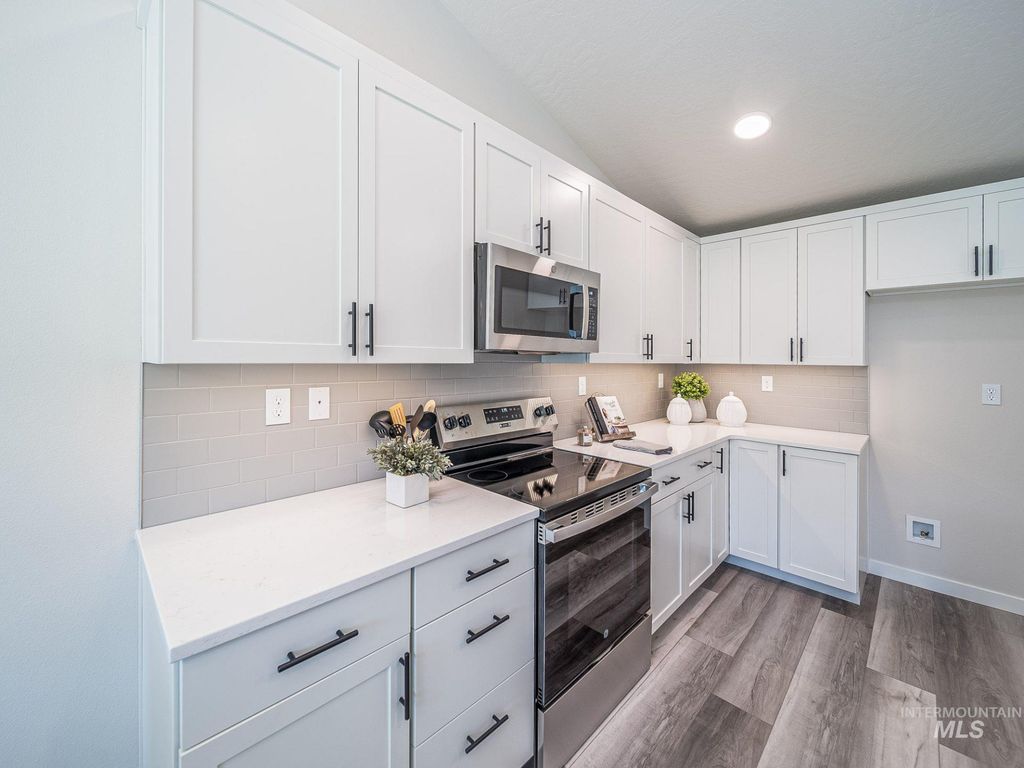 Photo of 4304 S Oilseed Ave, Nampa, ID 83686 (MLS # 98965914)