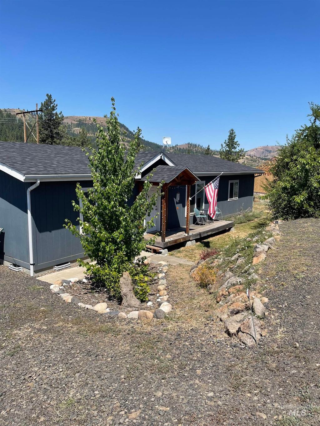 Photo of 820 Crest Drive, Kamiah, ID 83536 (MLS # 98980737)