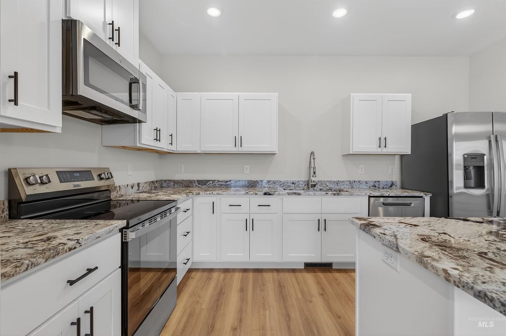 Photo of 3714 Slate Court, Lewiston, ID 83501 (MLS # 98979692)