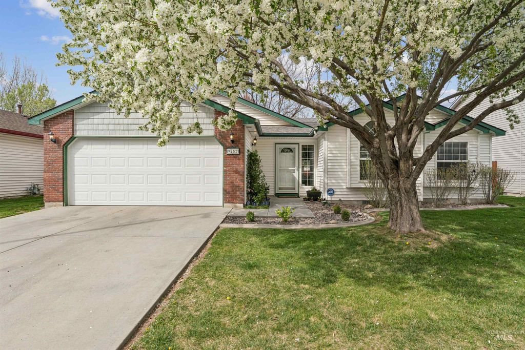 Photo of 9252 W Calico Street, Boise, ID 83709 (MLS # 98982032)