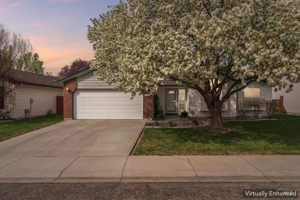 Photo of 9252 W Calico Street, Boise, ID 83709 (MLS # 98982032)
