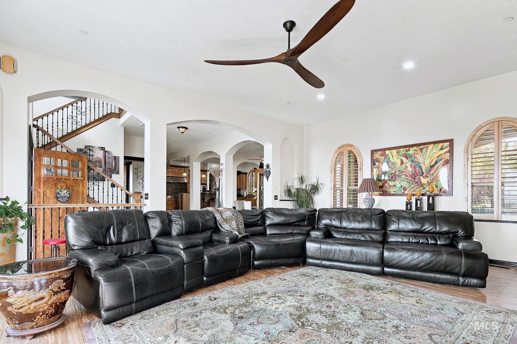 7208 Southern Vista Ct