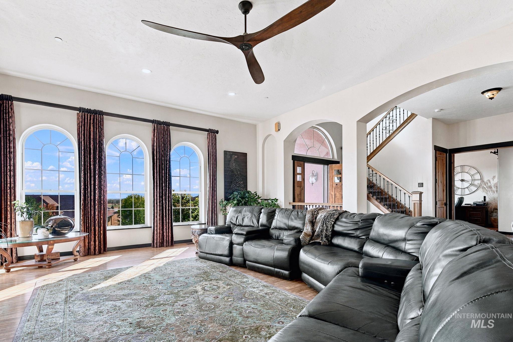 7208 Southern Vista Ct