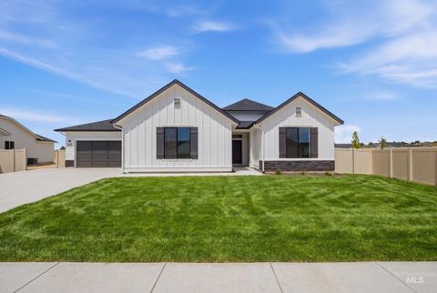 Photo of 525 Waverly Ave, Middleton, ID 83644 (MLS # 98981593)