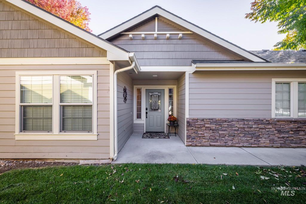 Photo of 11712 W Annalee Ln, Boise, ID 83709 (MLS # 98971146)