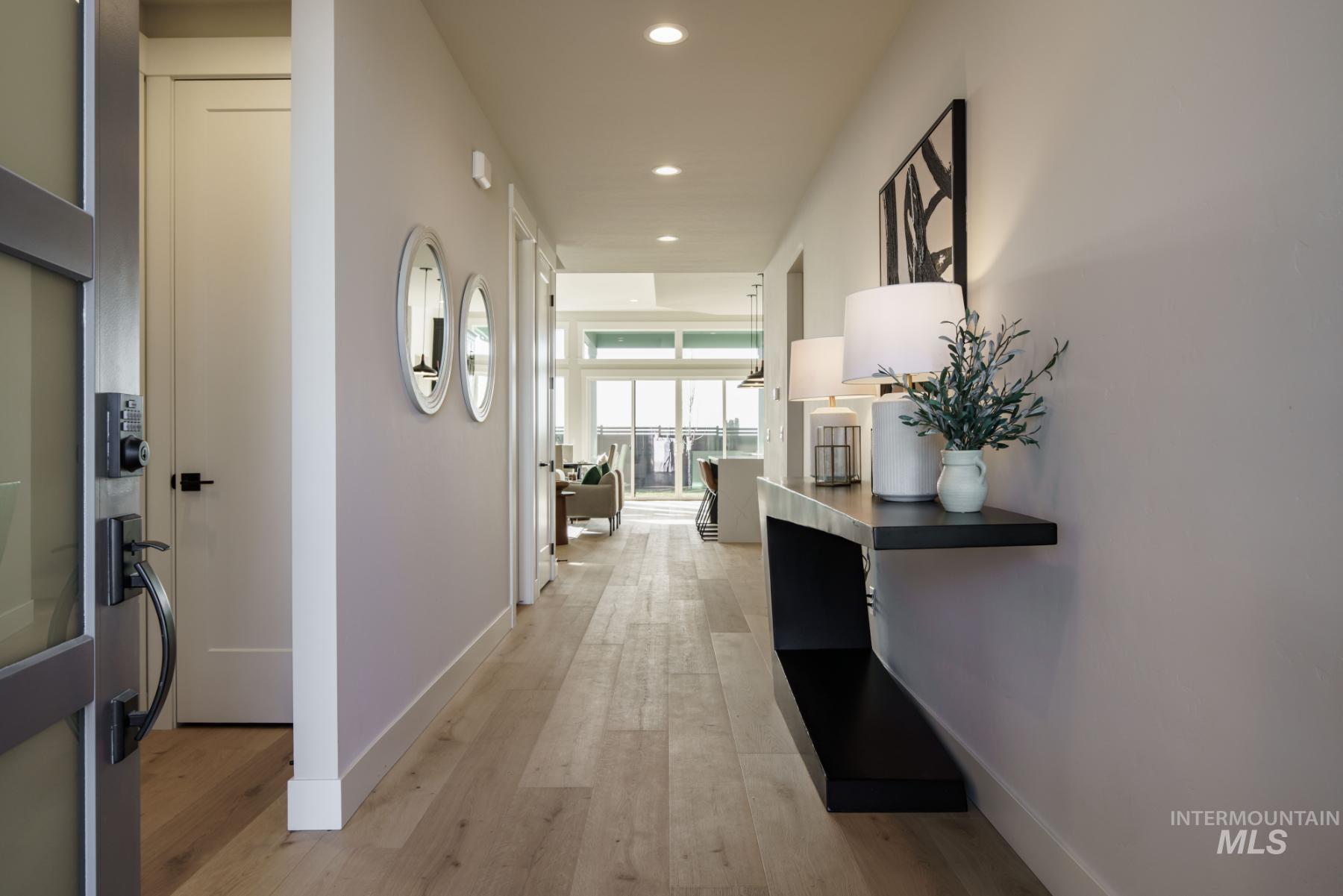 7580 W Old School St