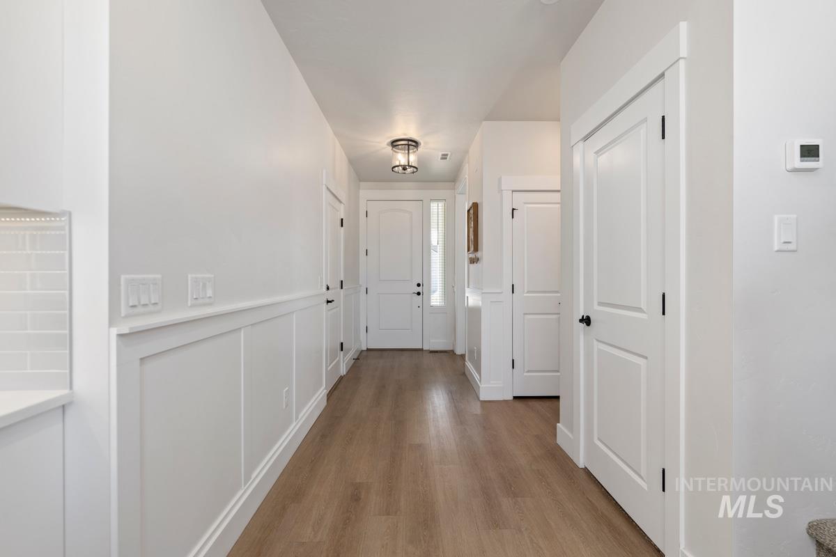 3338 N Whirlwind Ave