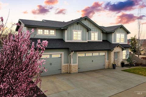 Photo of 463 E Sicily Dr, Meridian, ID 83642 (MLS # 98979487)