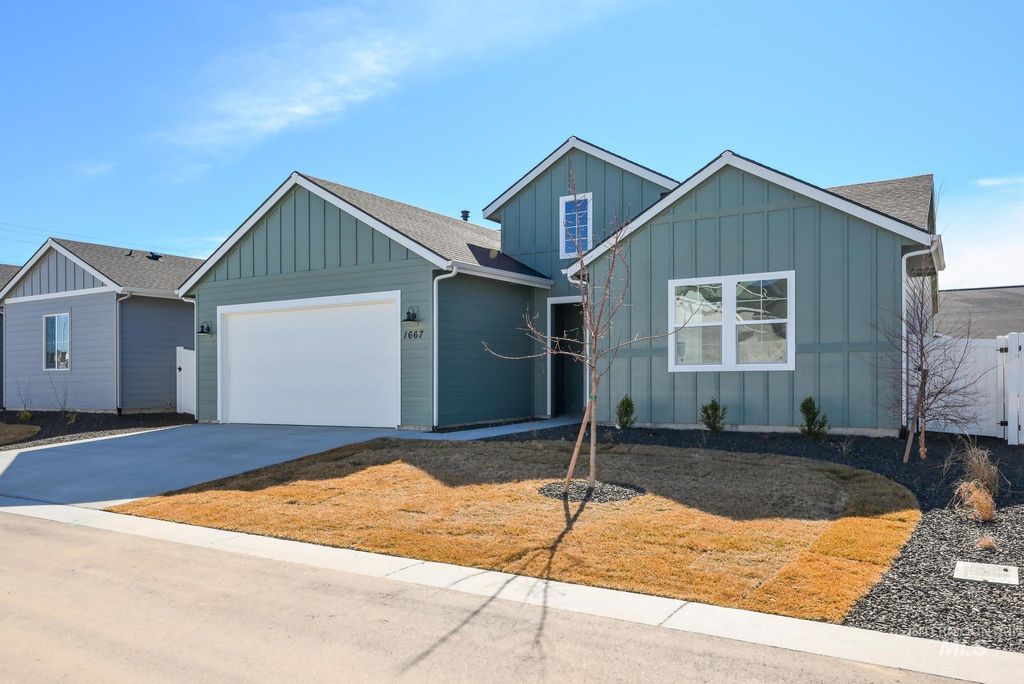 Photo of 1667 W Arya St, Kuna, ID 83634 (MLS # 98977009)