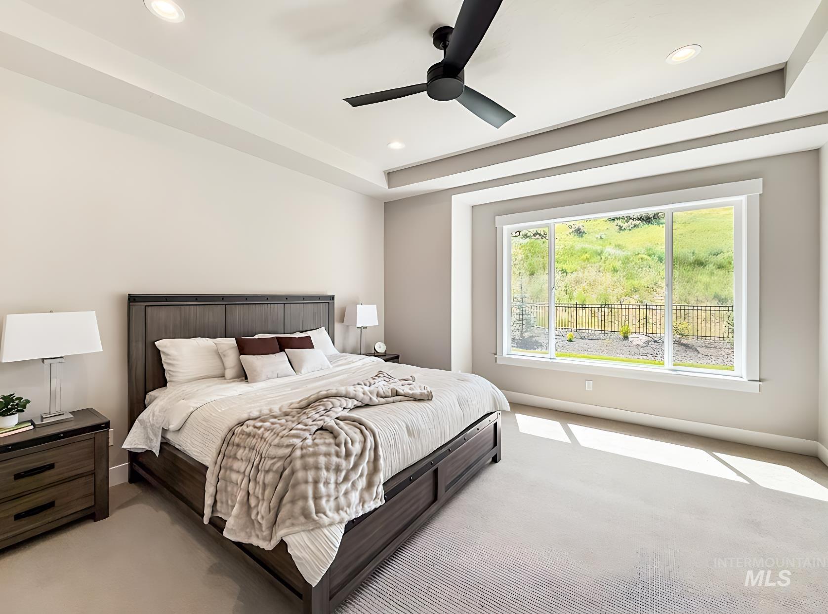 20042 N Swire Green Way